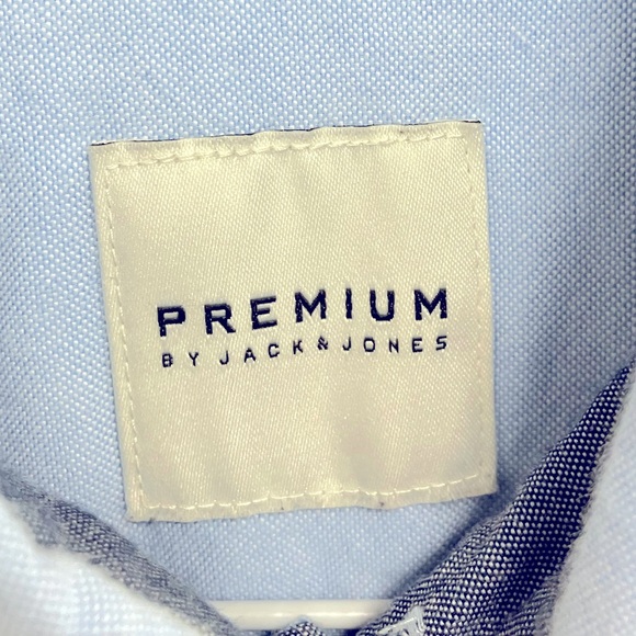 Men’s small light blue Jack & Jones long sleeve button down - Picture 3 of 4